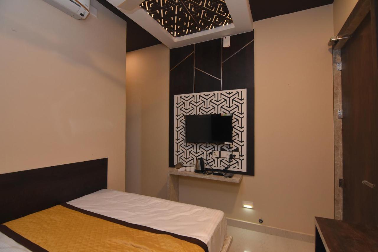 Hotel Atlantis Kumbakonam Dış mekan fotoğraf